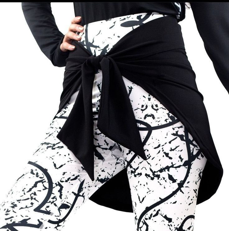 Black Hip Cover