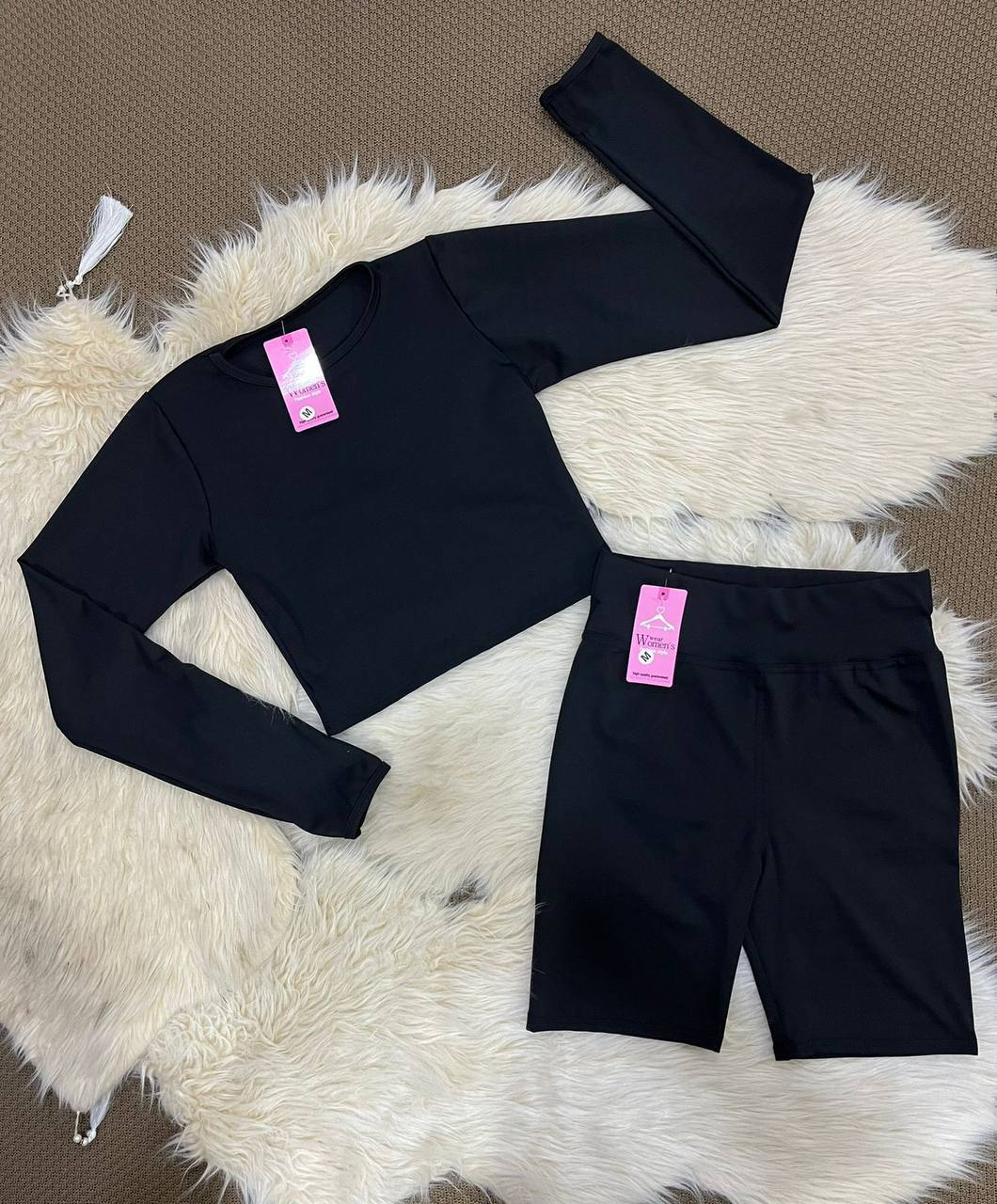 Black Long Sleeve Shorts Sport Set – Modern & Comfy Look