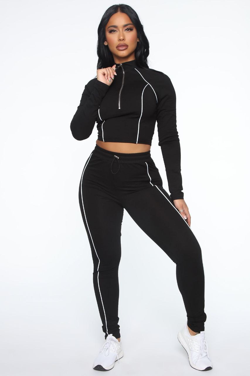 Two-Piece Activewear Set - Slim Line Edition